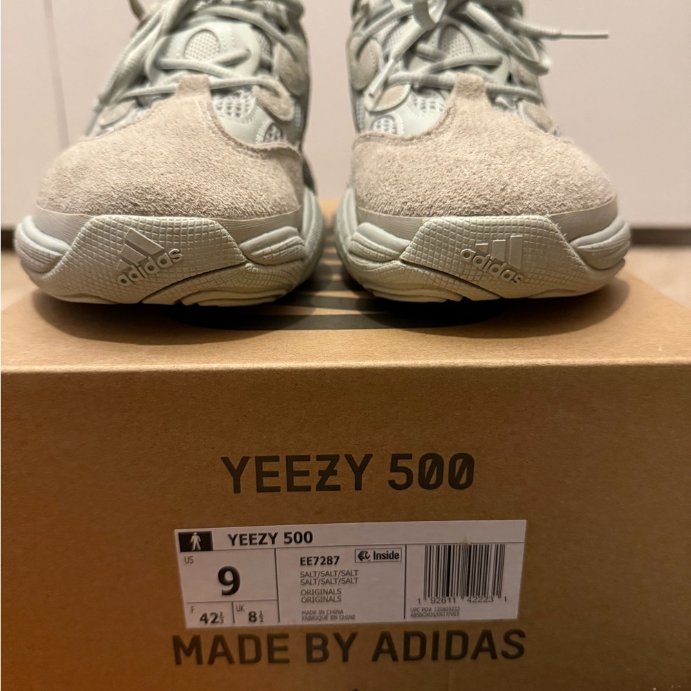 Adidas Yeezy 500 Salt - Picture 7 of 7